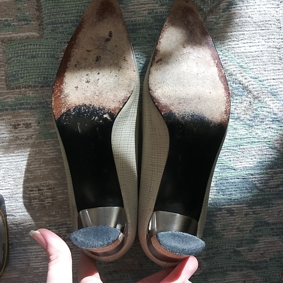 Vintage Stuart Weitzman Heels - Picture 9 of 10